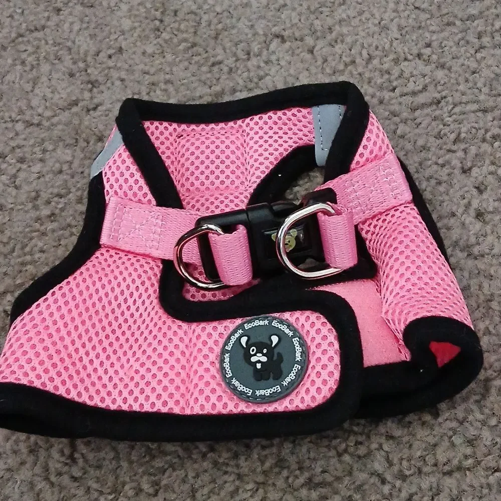 EcoBark Pink Dog Harness Soft Mesh Over The Head Harness Vest- No Pull Sz S NWOT
